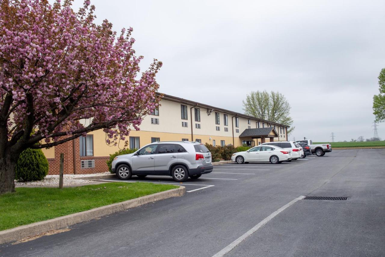 Eastbrook Inn Ronks Εξωτερικό φωτογραφία