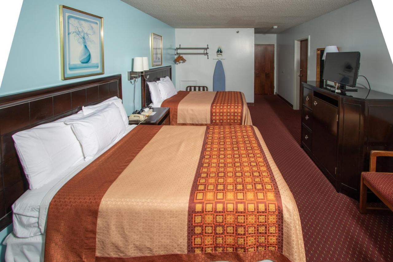 Eastbrook Inn Ronks Εξωτερικό φωτογραφία